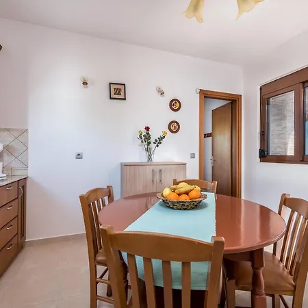 فيلة Villa Kiotari *